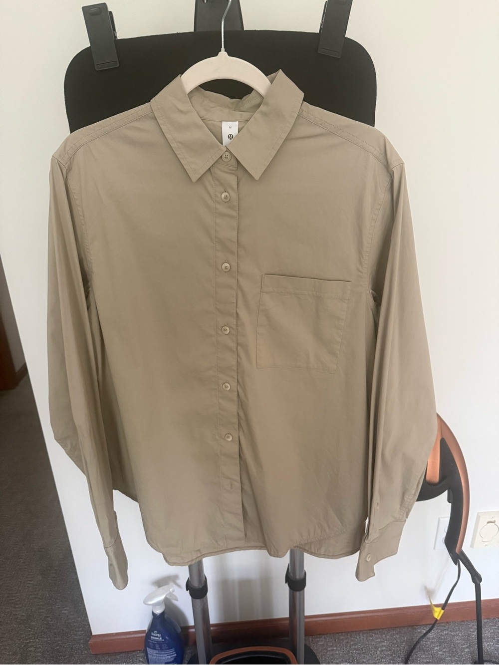 lululemon athletica women’s Long-Sleeve Button-Down Shirt — Tan